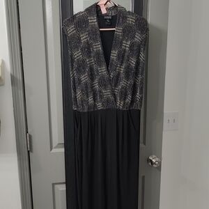 Enfocus Studio Elegant Black and Silver Sleeveless Romper/Jumpsuit W/Pockets